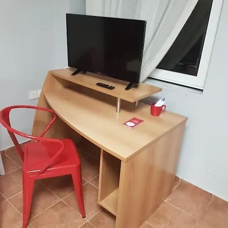 Apartmán Modern 40 Sq.m. Near Town Center. *