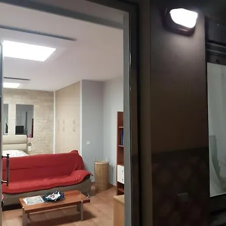 Modern 40 Sq.m. Near Town Center.